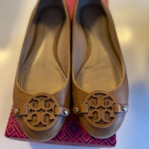 Tory Burch flat 8